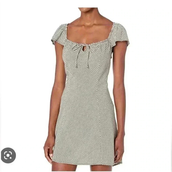 NWT LEVI'S Women's Misha Checkered Flutter-Sleeve Skater Dress Sz 4X - Picture 2 of 9